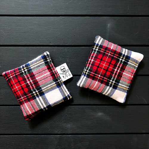 Payne & Comfort - Wicked Warmers- Red Plaid